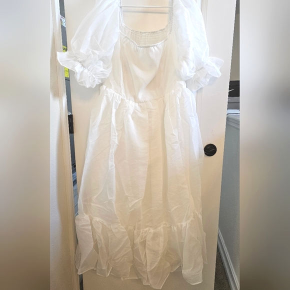 NEW White Square Neck Milkmaid Puff Sleve Midi Dress - Picture 9 of 10